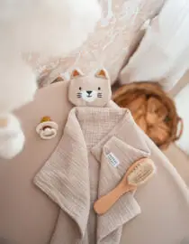 Lujzi, a cica – szundikendő NÉVHÍMZÉSSEL IS